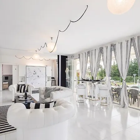 Дом отдыха 2 Bedroom Stunning In *