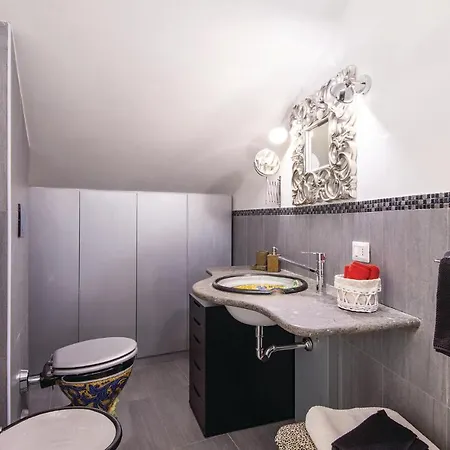 Дом отдыха 2 Bedroom Stunning In *