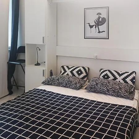 2 Bedroom Stunning In Дом отдыха Рим